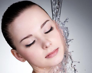 上海自体脂肪丰额头多少钱