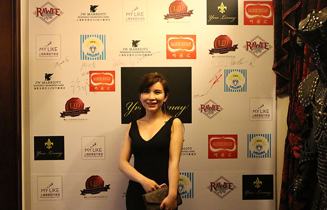 各大一道出席宴会