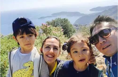 刘烨安娜7周年结婚纪念日