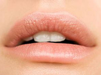 上海玻尿酸注射丰唇好不好