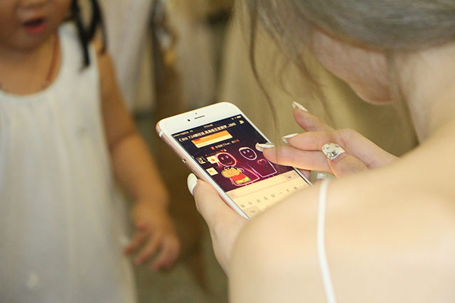 美莱眼鼻讲座红包环节