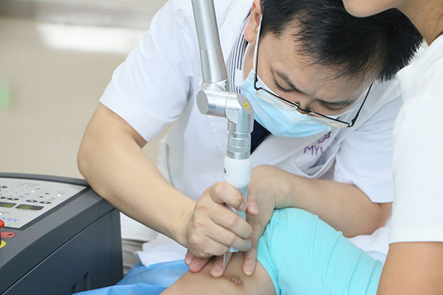 烫伤小腿疤痕治疗