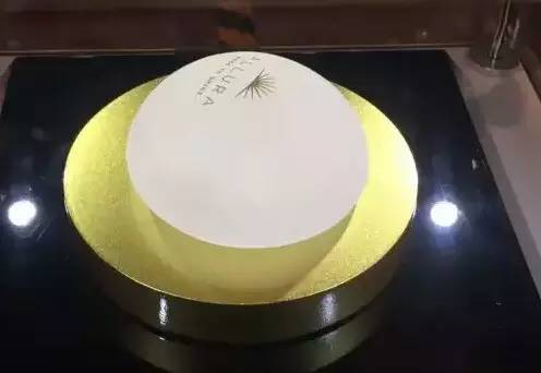 傲诺拉隆胸假体