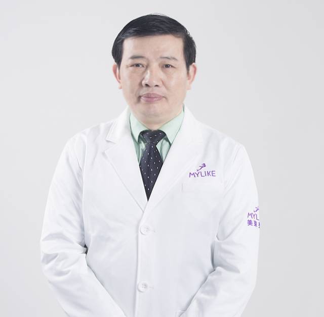 欧阳天祥坐诊上海美莱