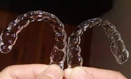 上海美莱隐适美牙齿矫正