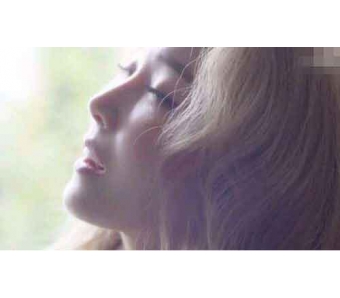 天生皮肤就黑怎么才能变白？