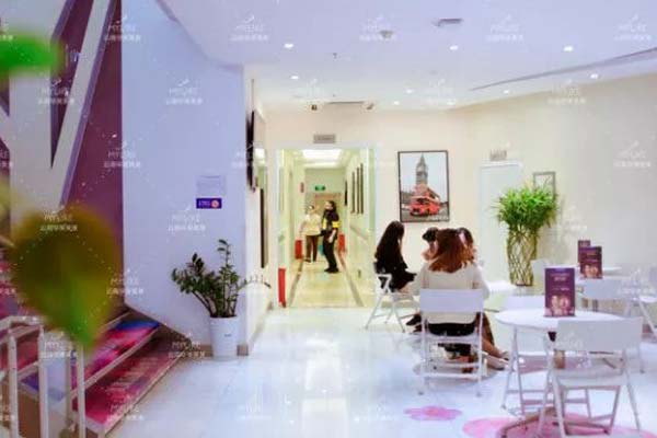 激光祛斑术后要怎么护理啊?