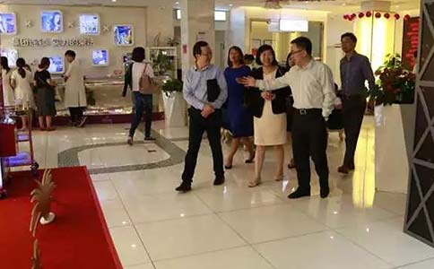 金云波教授眼袋与下睑部年轻化文献进展与个人经验分享