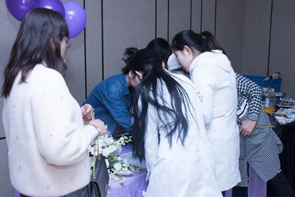 打完瘦脸针术后注意事项有哪些