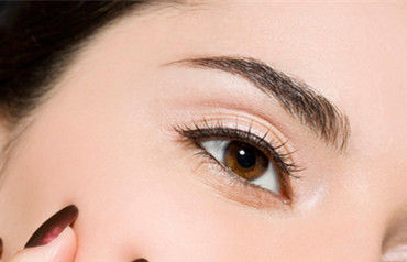 上海美莱纹绣女神朱宏荣获K-BEAUTY美容大赛