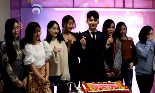 <a href='/' target='_blank'><u>上海美莱</u></a>吴淑琴