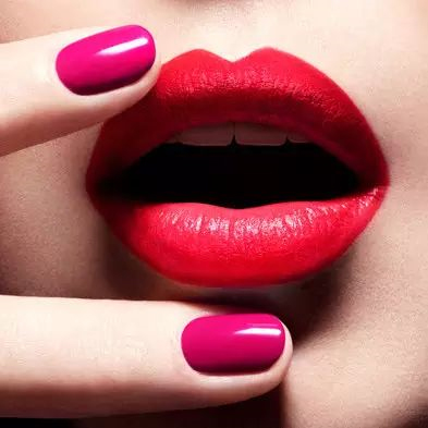 牙齿黄做牙贴面能美白吗