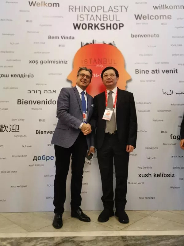 脸上长了很多斑点,怎么去掉啊