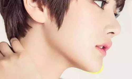 隆鼻后假体外露怎么办