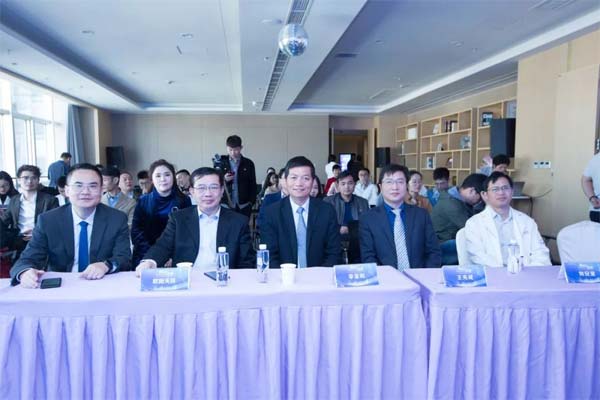 2018年整形分会第三届年会邀请买了欧阳天祥、袁玉坤参加