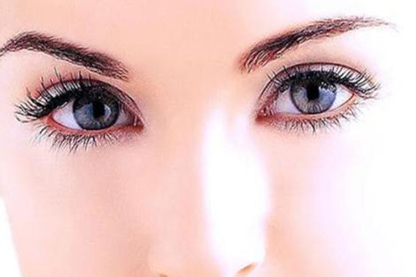 上海做韩式隆鼻术后要注意什么