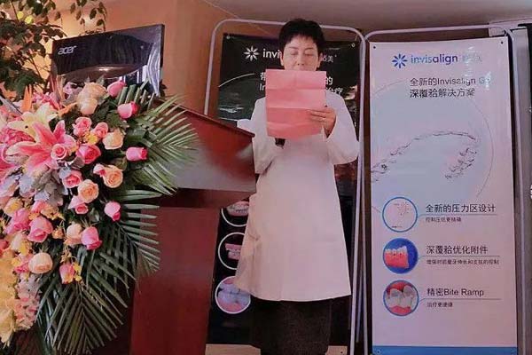 上海割双眼皮有什么危害，术后怎么护理呢