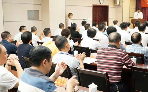 哪些人适合埋线双眼皮,美莱医生科普!