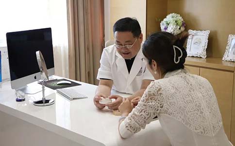 上海自体脂肪隆下巴好吗,手术过程大概要多久?