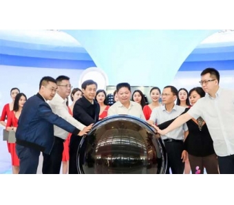 上海美莱何祥龙科普:眼部祛眼袋手术究竟多少钱