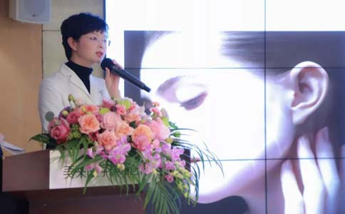 美莱告诉你:打玻尿酸隆鼻的危害是什么?