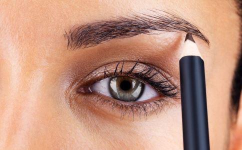 割双眼皮的常见误区，杜医生告诉你靠谱的