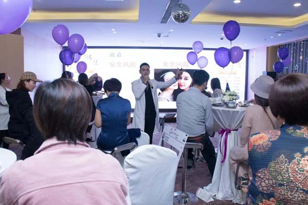 上海假体隆鼻侧睡会歪吗