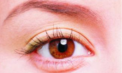 割双眼皮吃辣的会怎样?