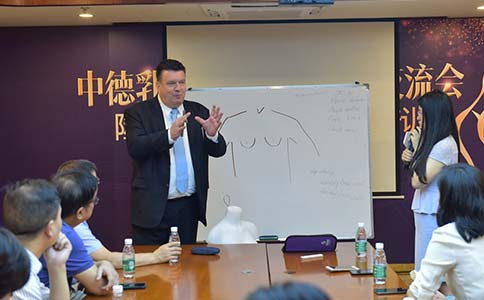 美莱医生代表受邀参加2019鼻修复大会?