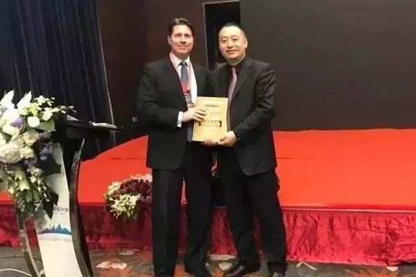 上海割双眼皮的危害有哪些