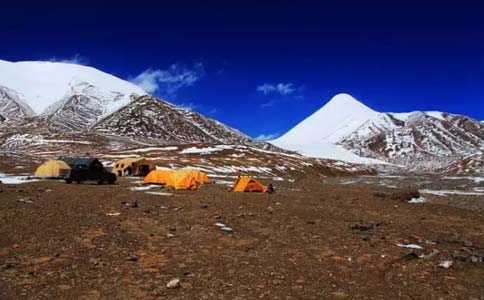 上海割双眼皮眼睛多久消肿