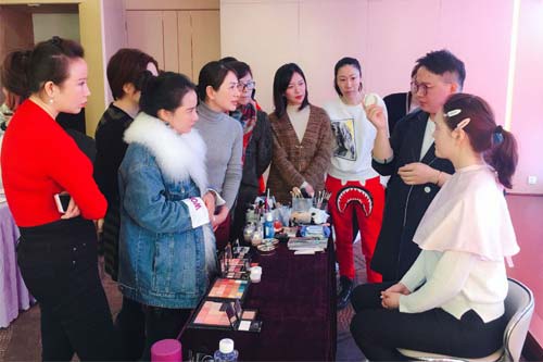 上海美莱双眼皮术后注意事项